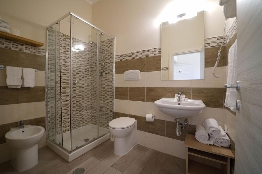Hotel Villaggio Casarossa Crotone Eksteriør bilde